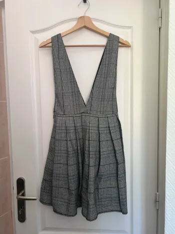 Robe salopette écolière