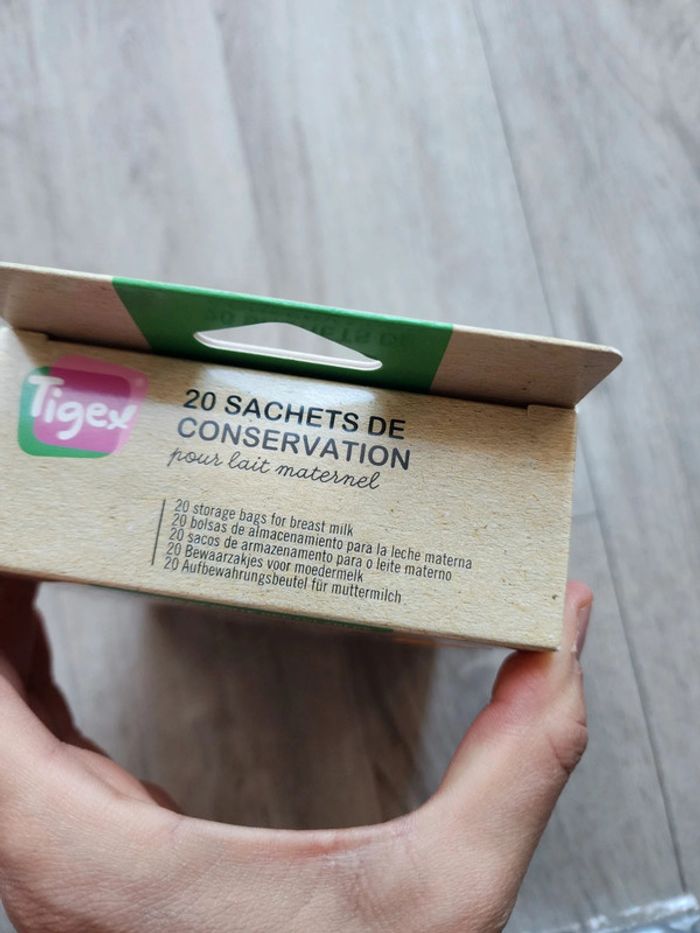 Sachets conservation lait maternel et coussinets allaitement - photo numéro 3