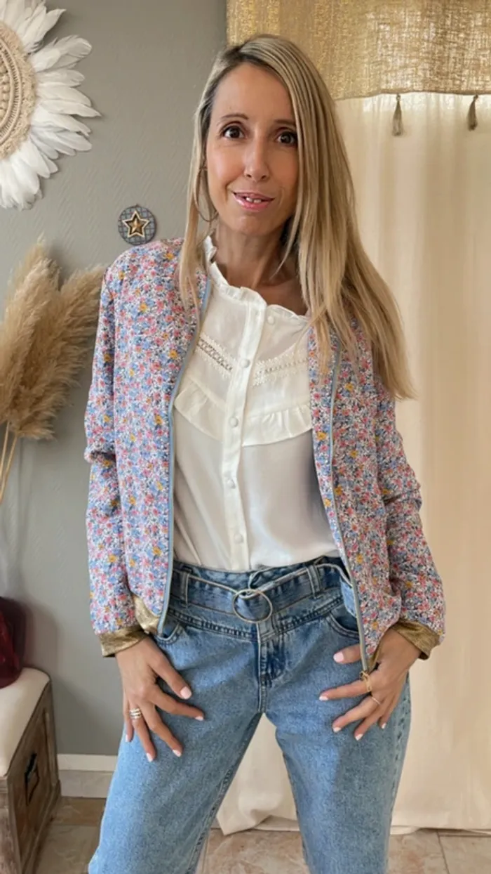 Blouse blanche élégante à volants Taille unique - photo numéro 6