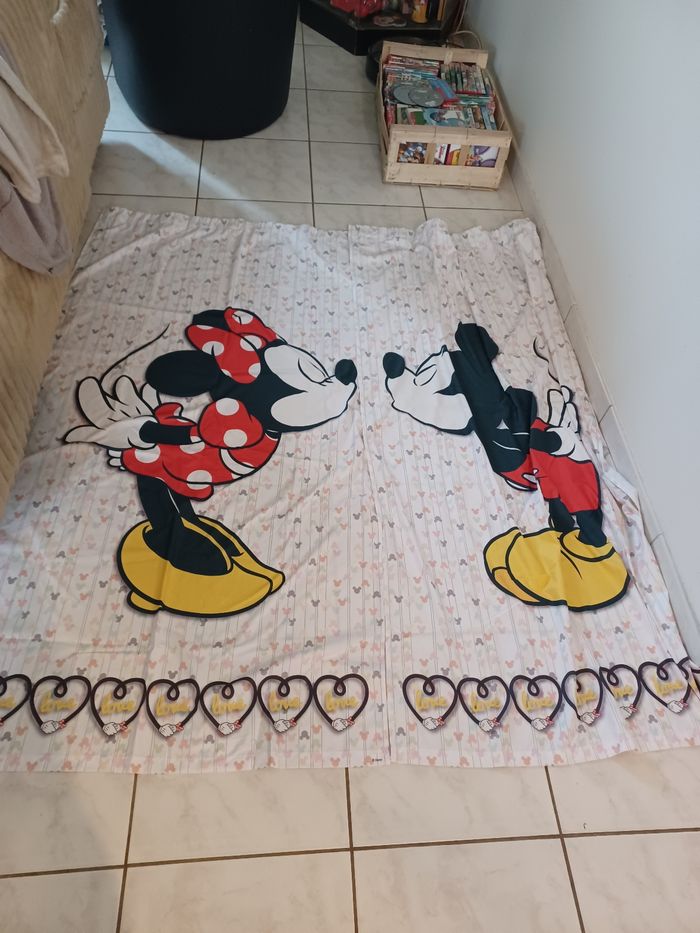 Paire de rideaux disney mickey et minnie neufs - photo numéro 4