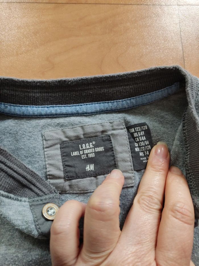 Tee shirt/pull léger 7/8 ans - photo numéro 4