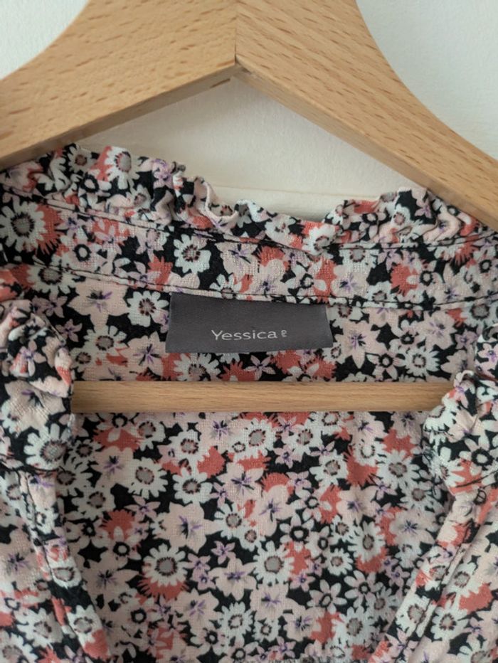 Magnifique haut blouse femme Yessica fleurs roses taille 42 - photo numéro 2