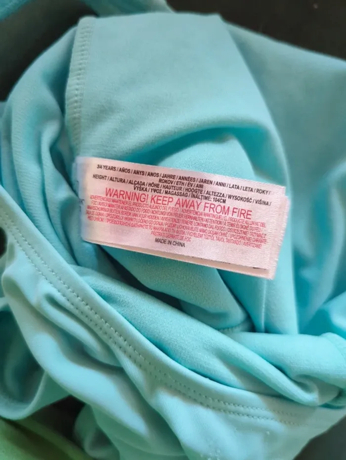 Maillot de bain une pièce licorne - photo numéro 3