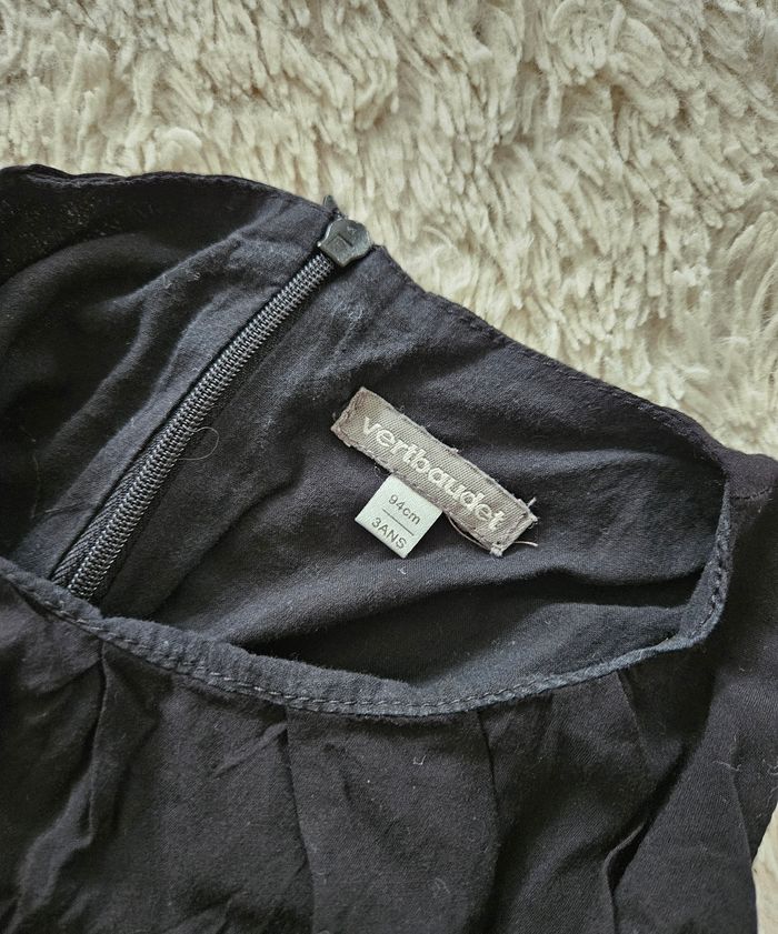 Robe noir a paillettes 3 ans - photo numéro 3