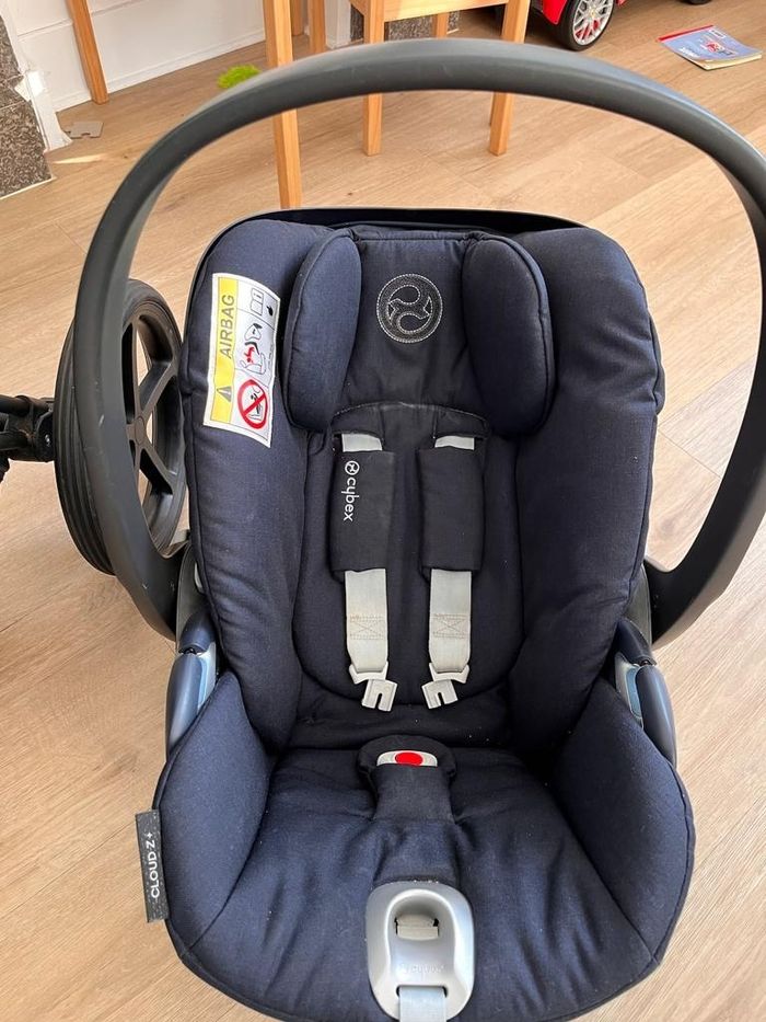 Pousette Cybex Priam Platinium - Assise + Maxi-Cosy - photo numéro 2