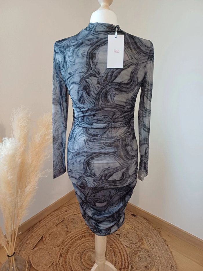 Robe grise moulante transparente neuve By Swan taille S 36 - photo numéro 7