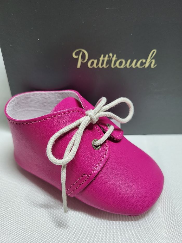 Chaussures bébés en cuir cuir fuschia Point 18 Made in France 🇨🇵