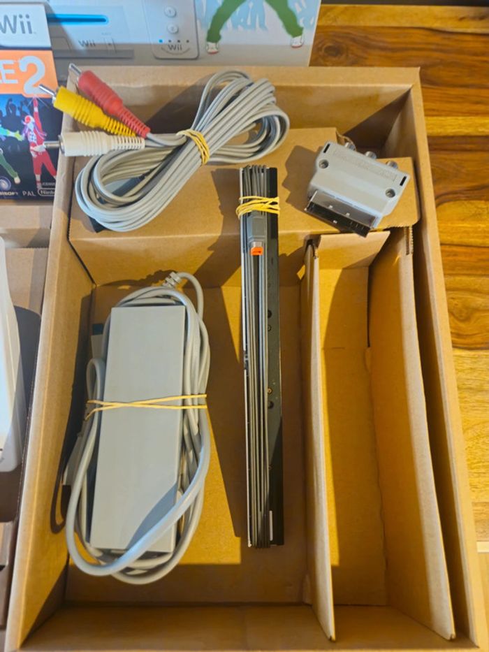 Nintendo Wii # Pack Just dance en Boite # - photo numéro 2