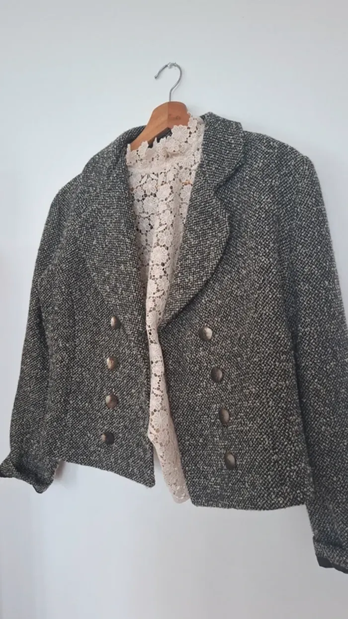 Blazer court en Tweed (laine) Yumi Mazao Paris - Made in France Parfait pour les looks automnale - photo numéro 7