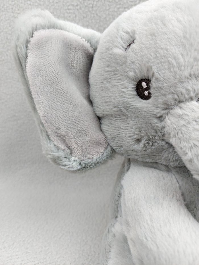 Peluche doudou éléphant gris ZD TRADING ACTION oreilles bruissantes 20 cm assis - photo numéro 4
