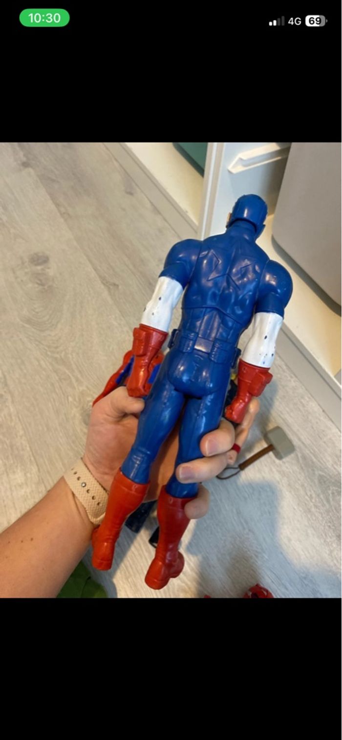 Lot de grandes figurines / bonhommes avengers - photo numéro 4