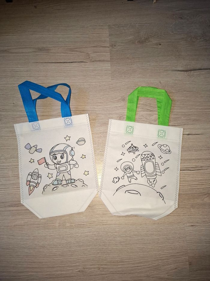 Lot de 2 Sacs cadeaux en toile à personnaliser - photo numéro 1