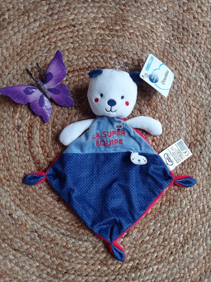 Doudou ours neuf