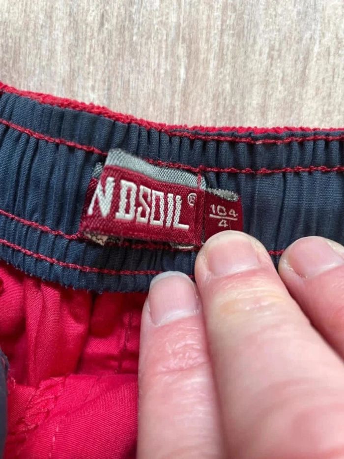 Bermuda rouge été garçon 4 ans - photo numéro 3