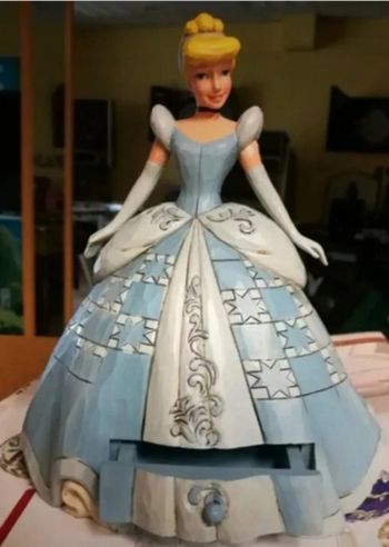 Figurine Disney traditions cendrillon