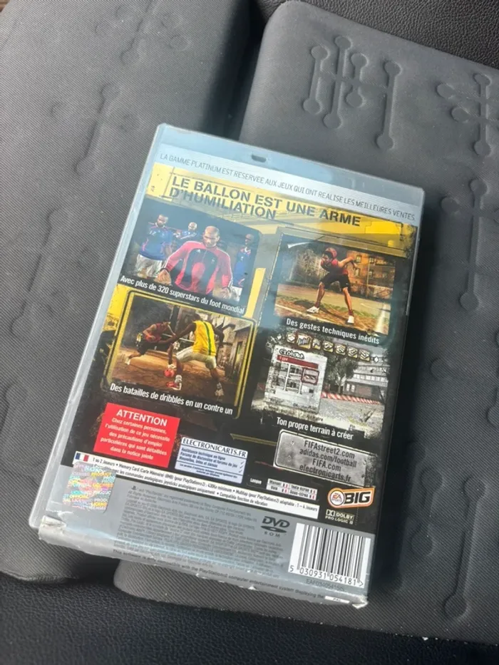 🎮 FIFA Street 2 – PS2 – Jeu de foot urbain fun et stylé 🎮 - photo numéro 4