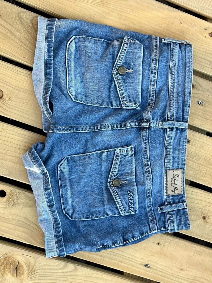 Short School Rag, taille 27 très bon état, très joli 30 € - photo numéro 4