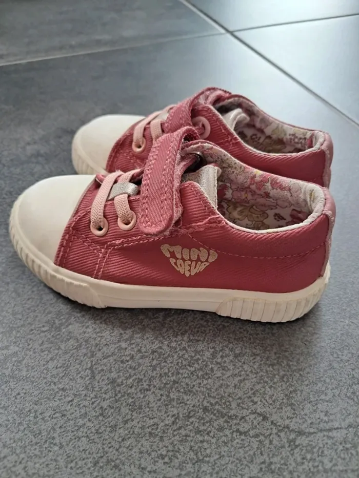 Chaussures T.23