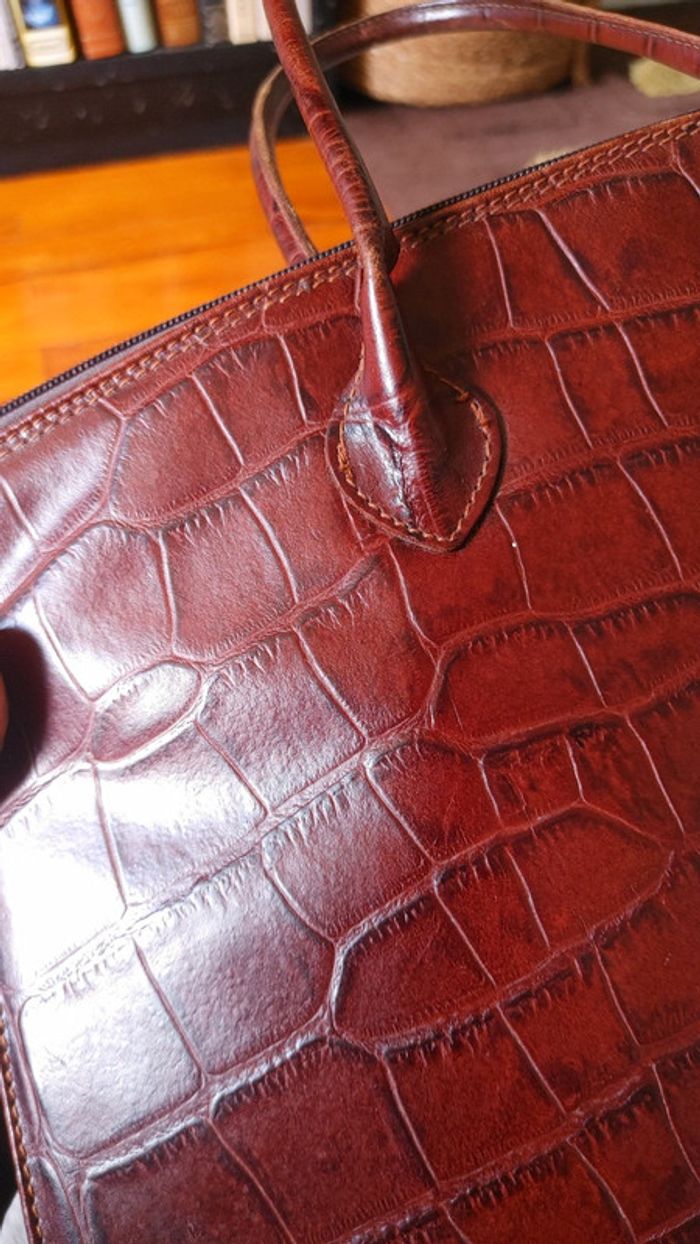 Sac à main en cuir véritable vintage motif exotique crocodile marron tirant sur le rouge - photo numéro 10