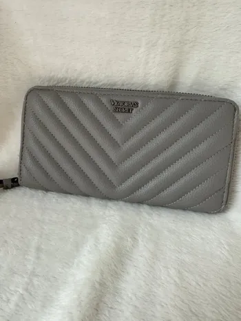 Victoria’s secret portefeuille gris