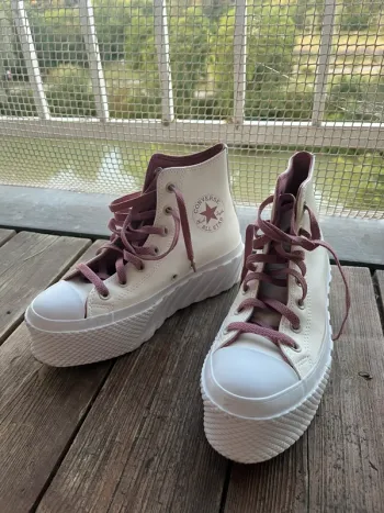 Converse plate-forme