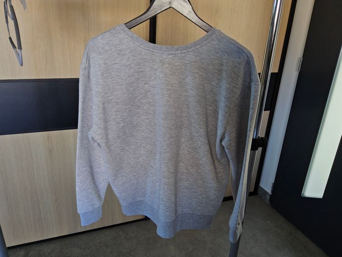 Sweat  shirt taille 38 primark - photo numéro 2
