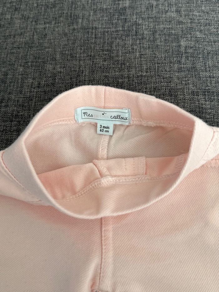 Pantalon 3 mois - photo numéro 3