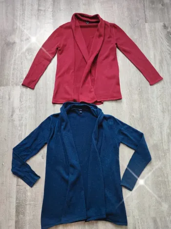 Lots gilets pulls fille taille 10 ans Kiabi