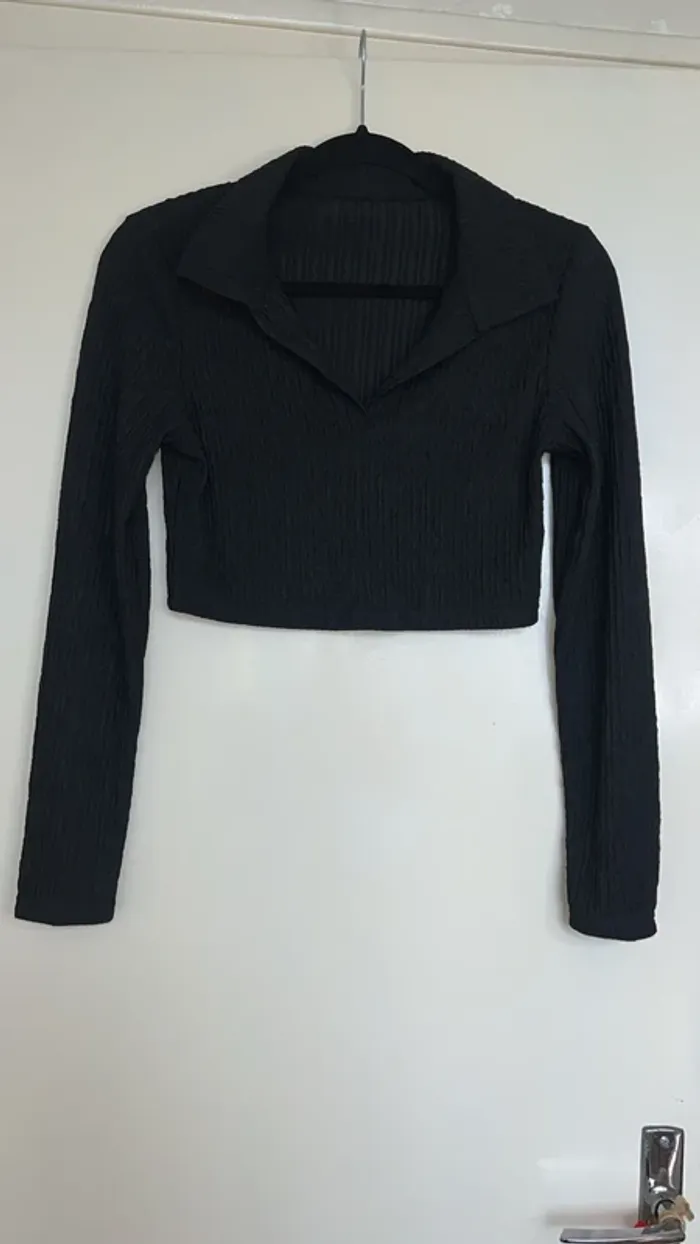 Crop top T38 - Neuf 🖤