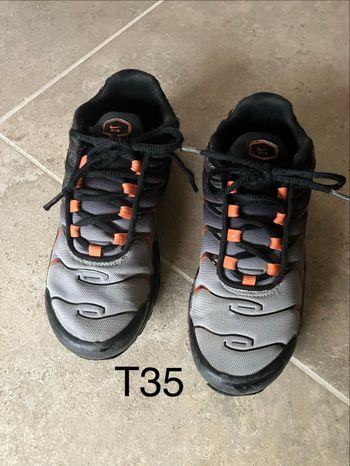 Chaussures TN Nike 35