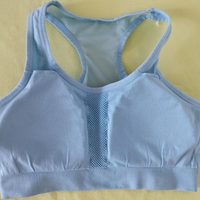 Brassière sans couture L. Neuf - photo numéro 8