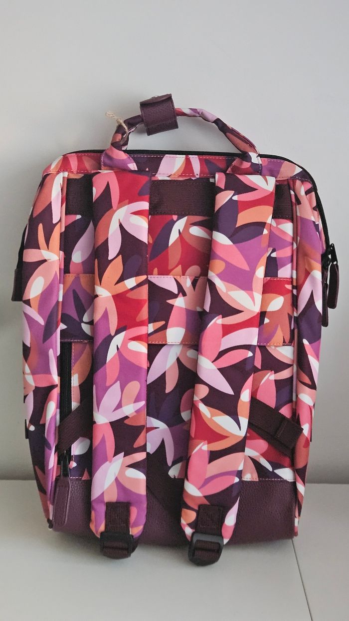 Sac à dos Adventurer Cabaia taille médium avec ses deux pochettes- neuf - photo numéro 7