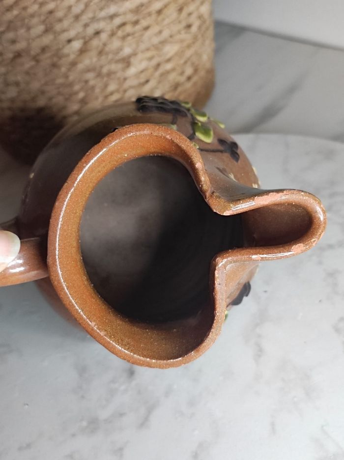 Pichet parlant en terre cuite - photo numéro 5