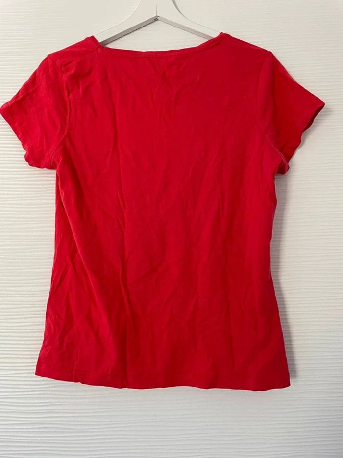 Haut t-shirt rouge simple uni basique décolleté col V manches courtes - photo numéro 4