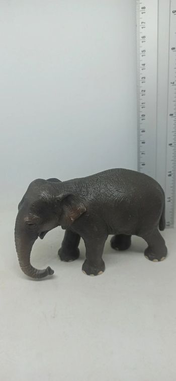 Éléphant Schleich