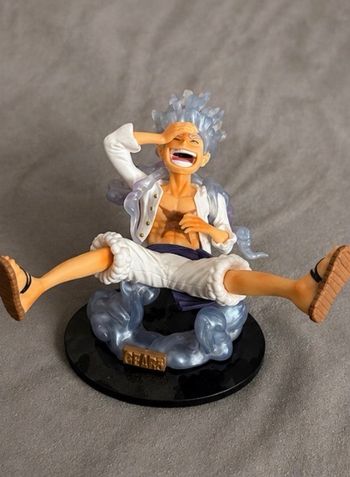 Figurine Monkey D Luffy Gear 5 One Piece 15cm très bon état