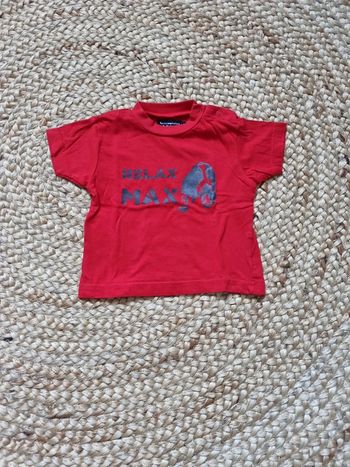 Tee-shirt tout compte fait 6 mois