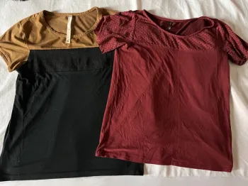 Lot de 2 hauts style « peau/daim »