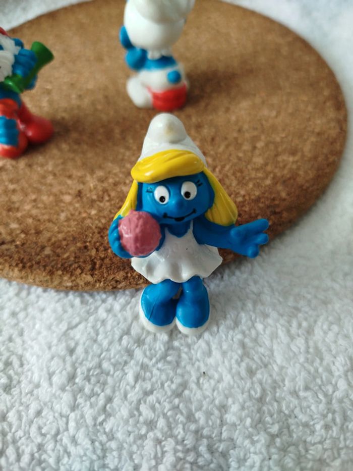 Lot de 03 figurines The Smurfs - photo numéro 6