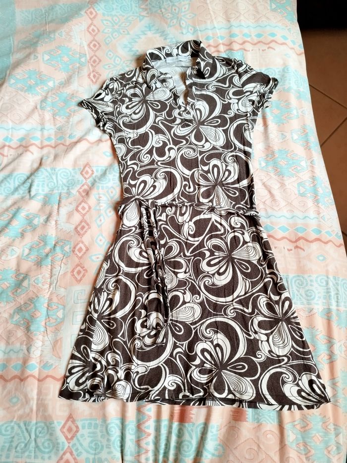Robe courte