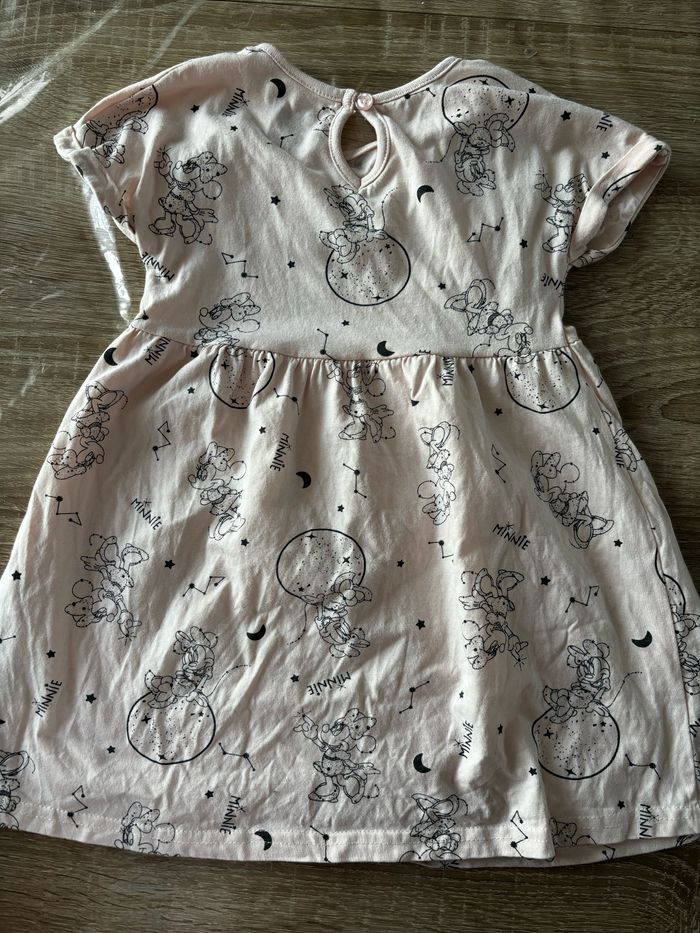 Robe rose/gris Minnie DISNEY t.24m - photo numéro 4