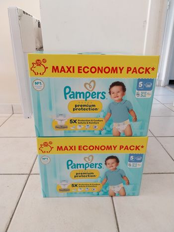 Lot 2 boites couches Pampers Premium Protection Taille 5