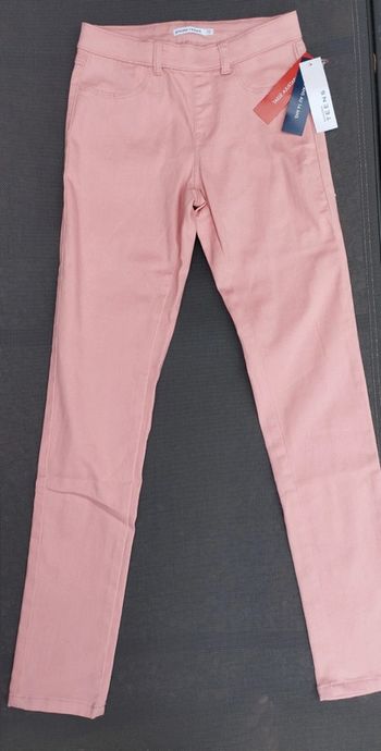 Beau pantalon rose neuf