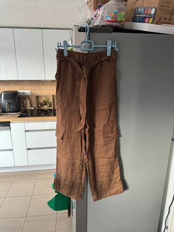 Pantalon style cargo sarouel Zara