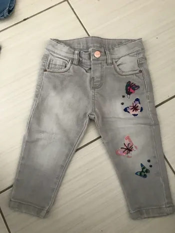 Jeans gris papillon Zara bébé fille