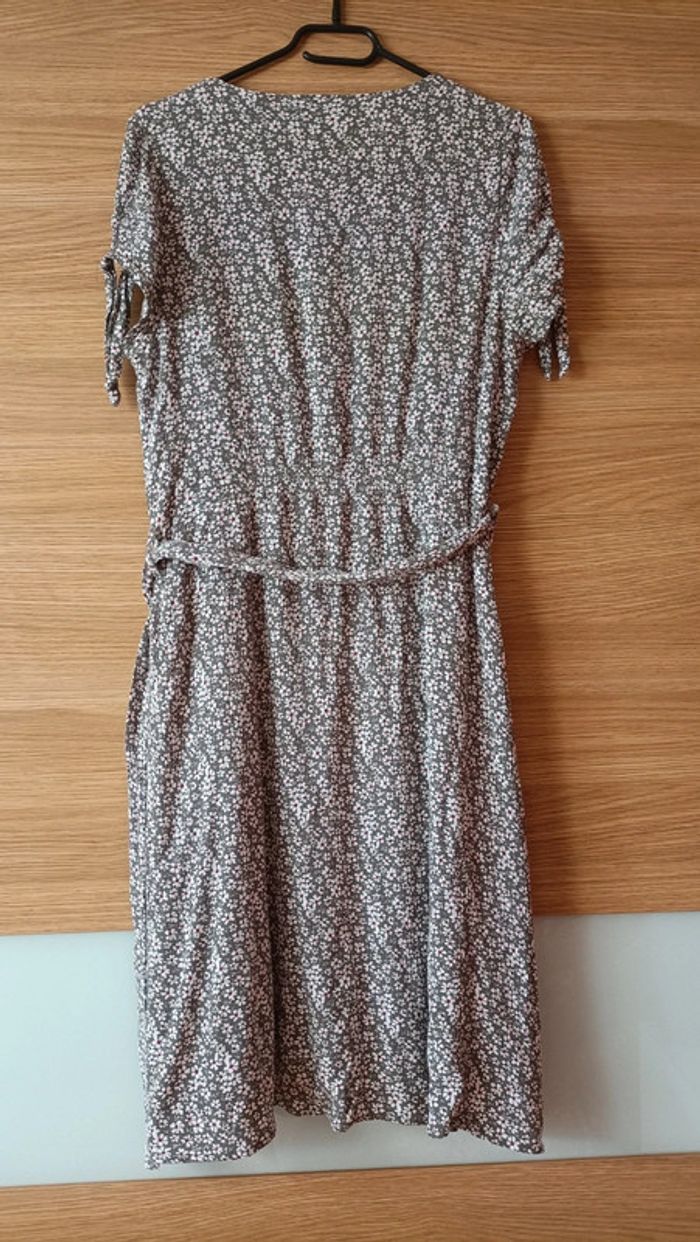 Robe Armand Thiery taille 42 - photo numéro 2