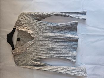 Pull XS Shein Gris dentelle
