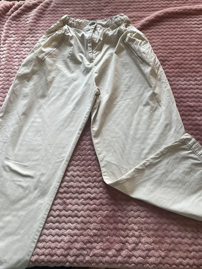 Pantalon fin Zara