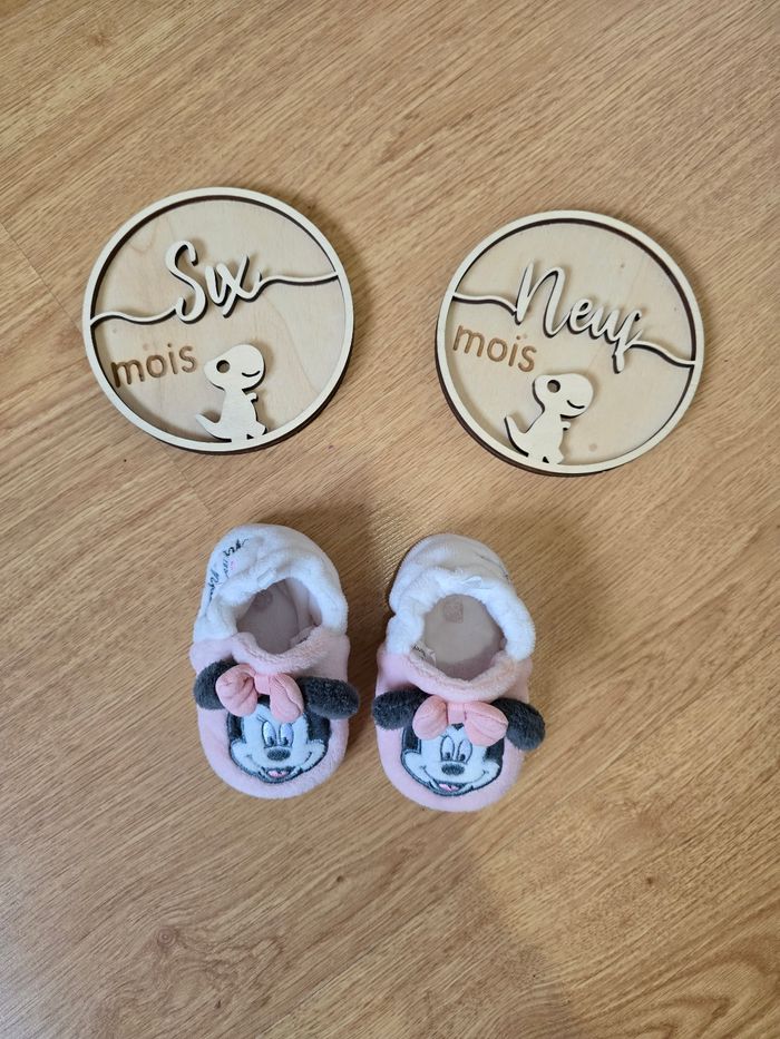 Vêtement Bébé Fille - Pantoufle Minnie  - Disney - 6/9 mois - photo numéro 2