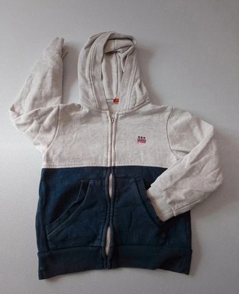 Veste à capuche TAO 8 ans